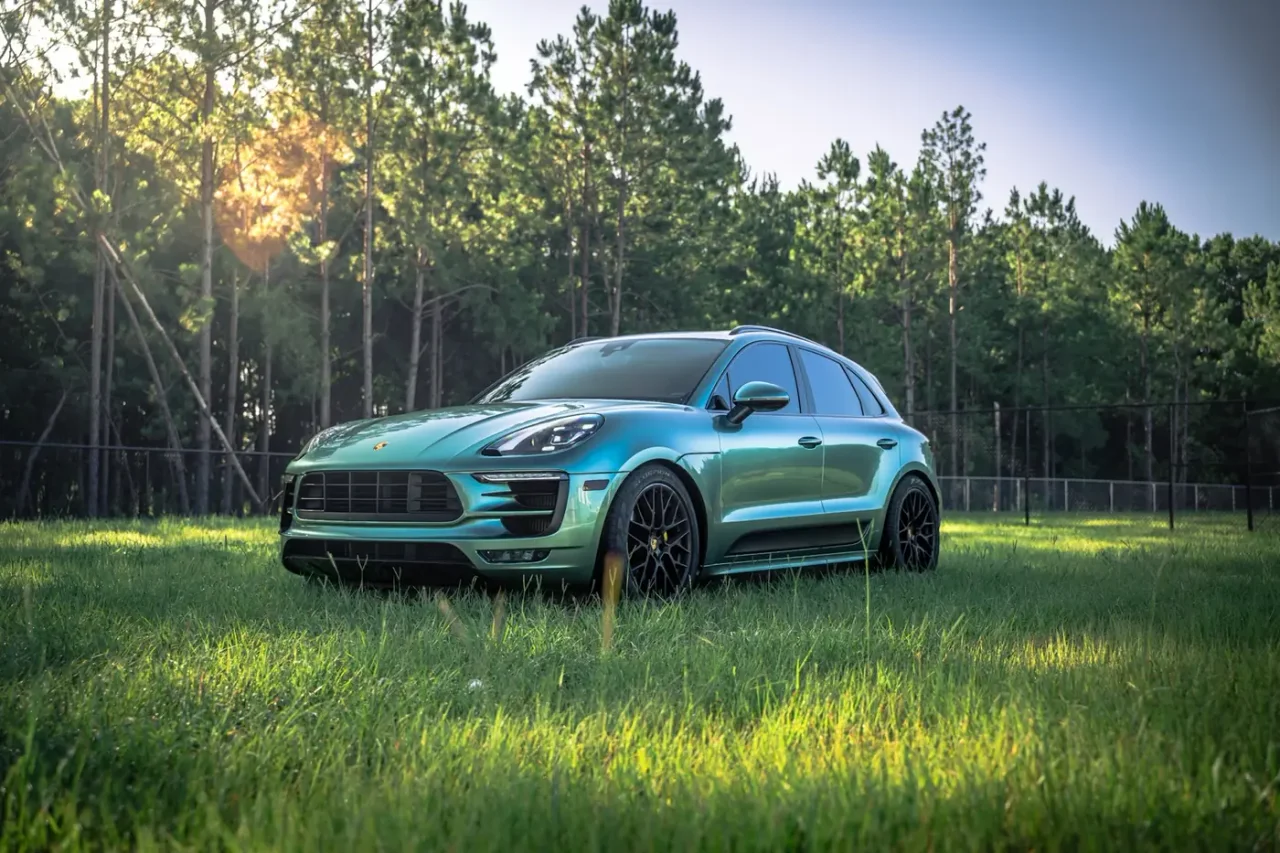 2018 Macan GTS — photo 20